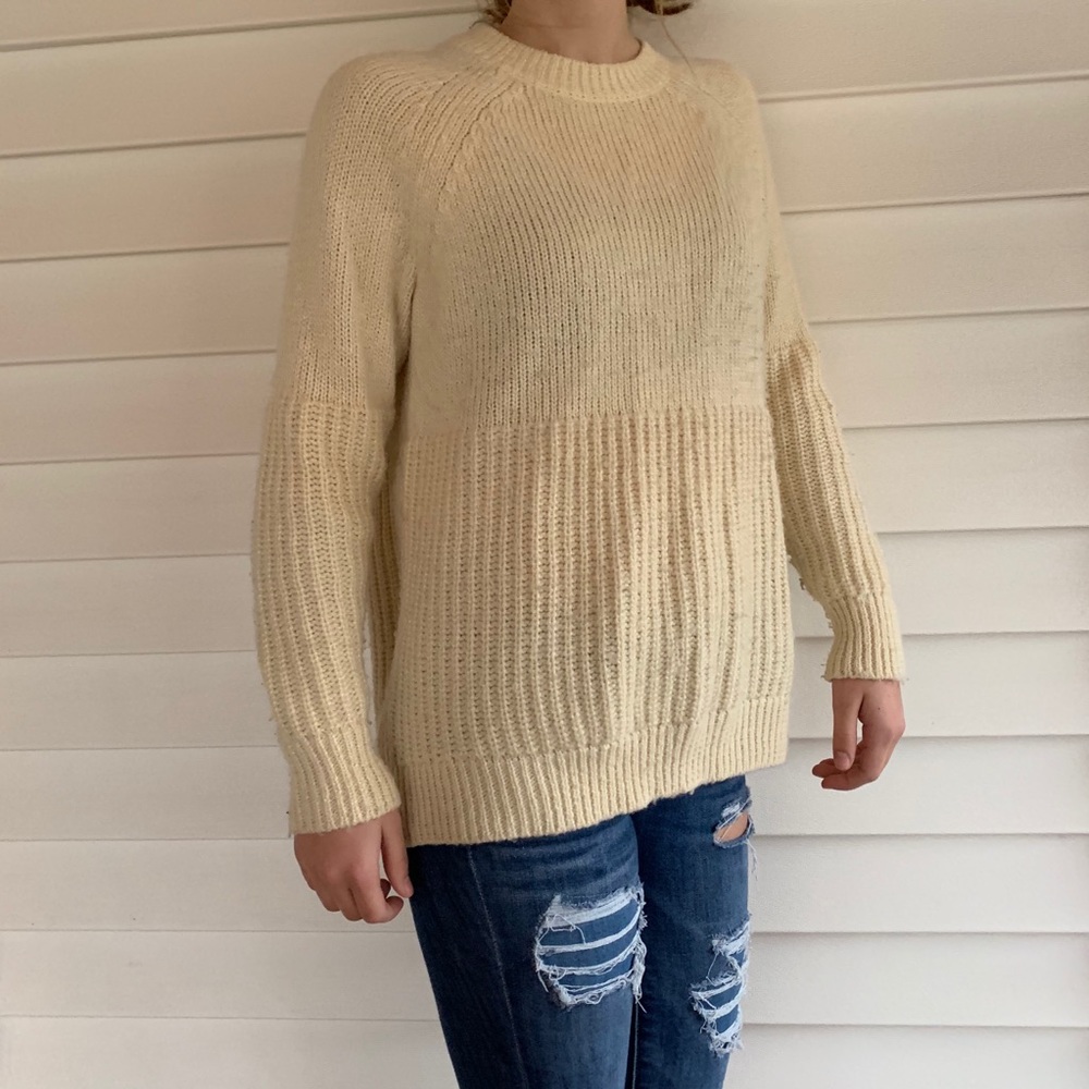 Banana Republic Italian Yarn White Sweater